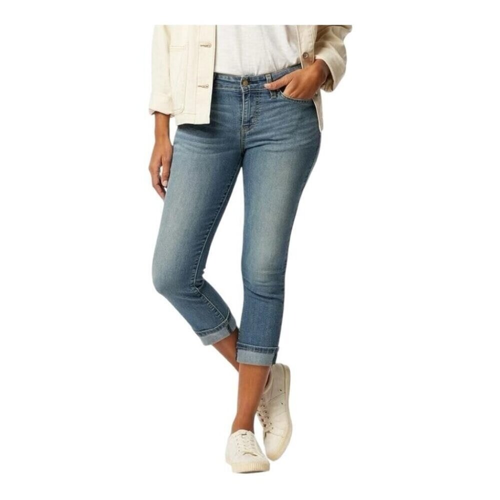 Signature by Levi's Women's Mid-Rise Slim Fit Capri Blue Ice Size 10/30 Waist